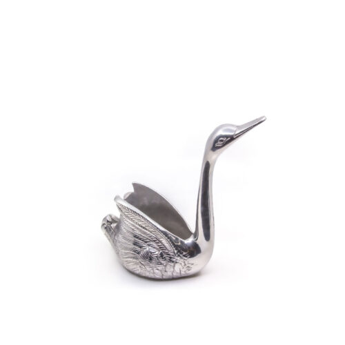 swan-vase-napkin-holder